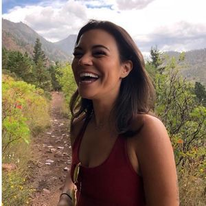 Meet your Posher, Simonne